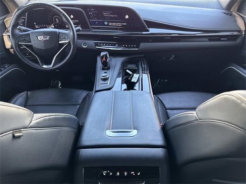 Used 2022 Cadillac Escalade ESV Sport w/ Touring Package image 18