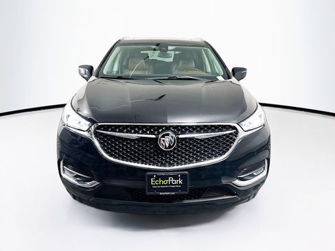 Used 2018 Buick Enclave Avenir w/ Avenir Technology Package image 2