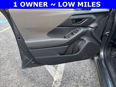Used 2024 Subaru Crosstrek 2.0i Premium image 33