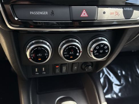 Used 2024 Mitsubishi Outlander Sport SE AWD/4WD image 21