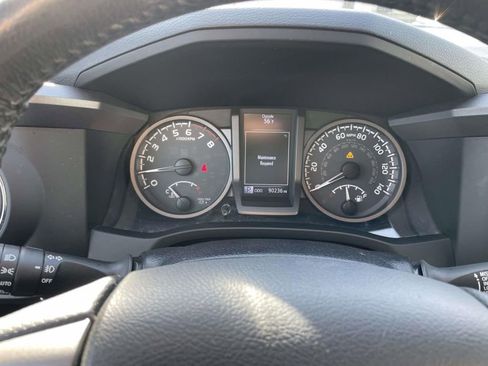 Used 2018 Toyota Tacoma TRD Pro image 37