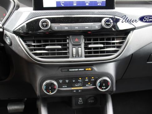 Used 2025 Ford Escape ST-Line FWD image 17