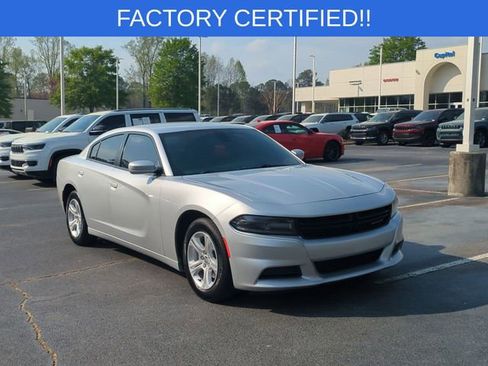 Used 2021 Dodge Charger SXT w/ Leather Interior Group RWD image 7