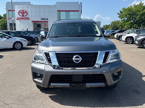 Used 2020 Nissan Armada Platinum w/ Captain's Chairs Package AWD/4WD image 2