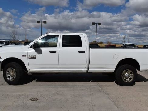 Used 2018 RAM 2500 Tradesman w/ Chrome Appearance Group AWD/4WD image 10