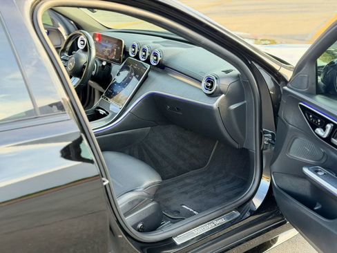 Used 2022 Mercedes-Benz C 300 Sedan image 5