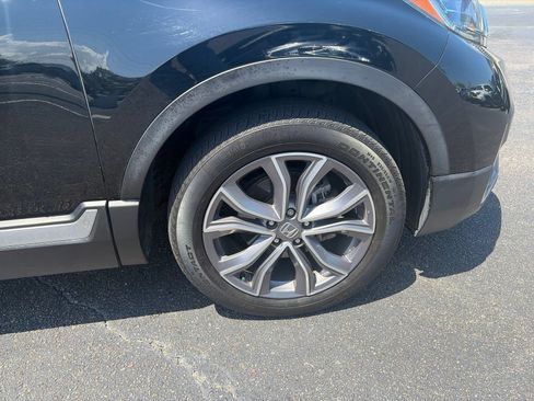 Used 2022 Honda CR-V Touring image 9
