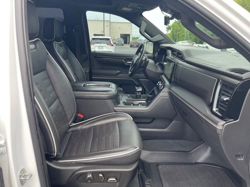 Used 2022 GMC Sierra 1500 AT4X image 15