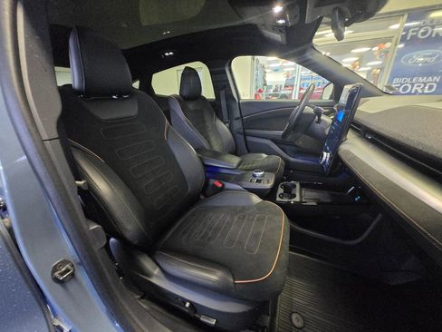 Used 2023 Ford Mustang Mach-E GT image 26