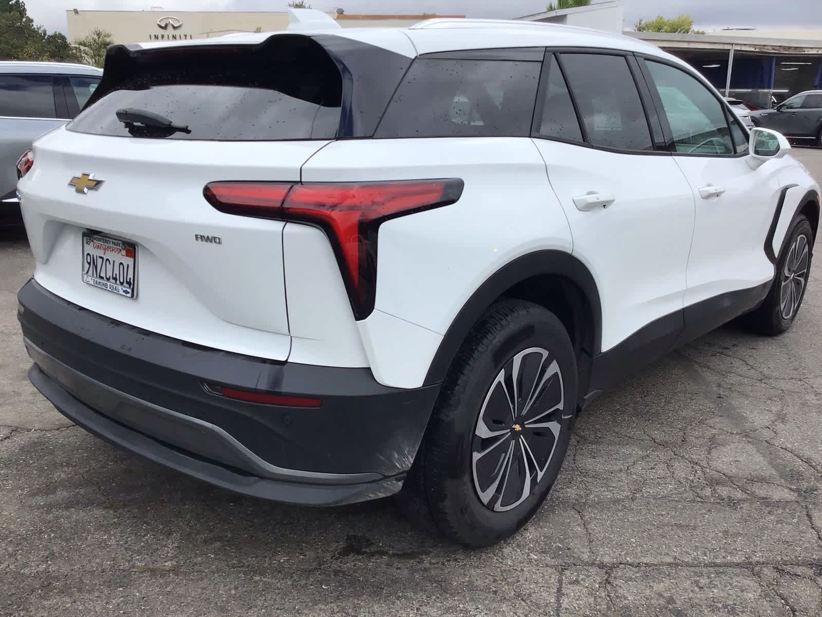 Used 2024 Chevrolet Blazer EV LT AWD/4WD image 4