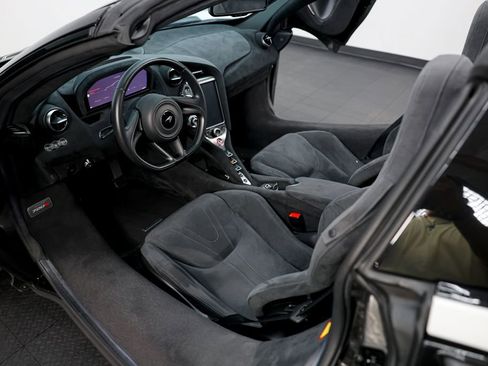 Used 2020 McLaren 720S Performance image 16