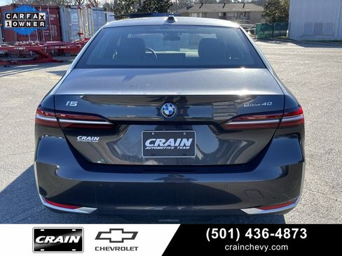 Used 2024 BMW i5 eDrive40i image 6