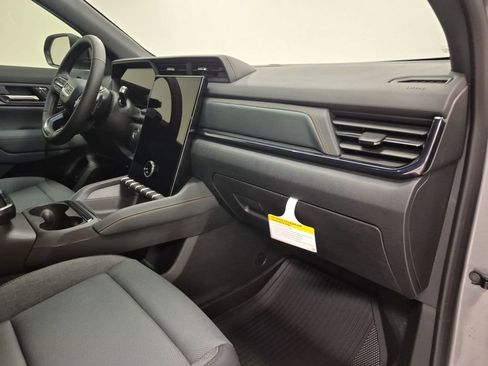 New 2026 GMC Terrain AT4 w/ Convenience Package III AWD/4WD image 30