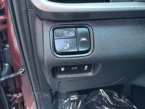 Used 2019 Kia Optima LX FWD image 12