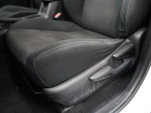 Used 2016 Toyota RAV4 XLE w/ Cargo Management Package FWD image 26