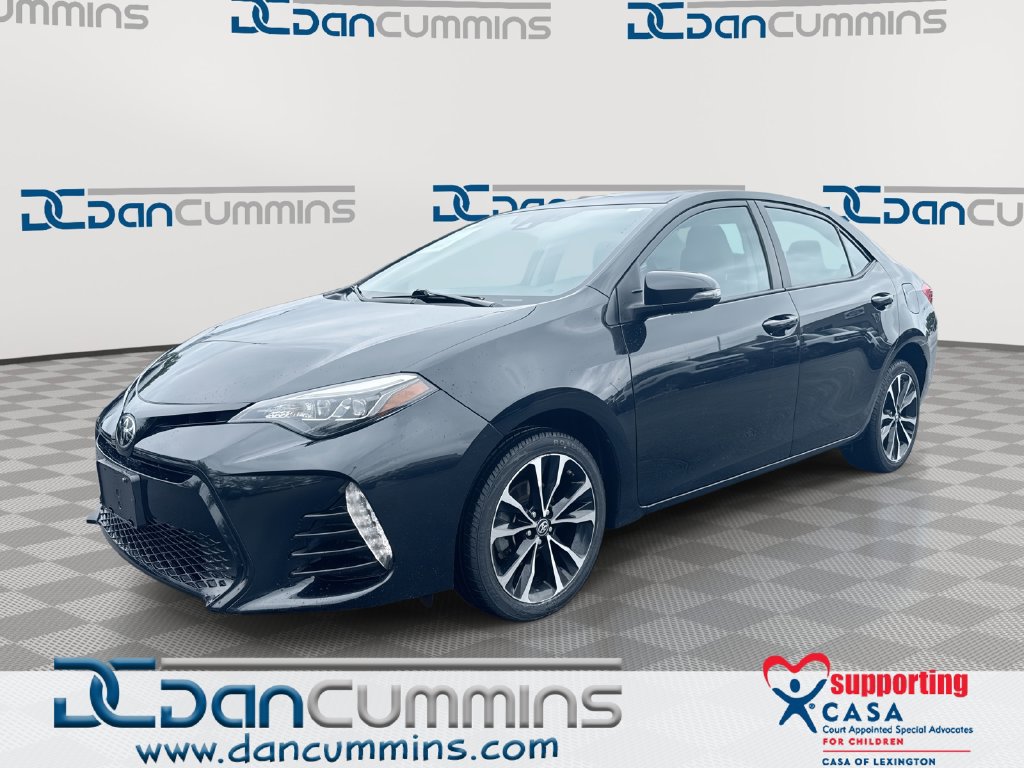 Used 2017 Toyota Corolla SE w/ Carpet Mat Package (TMS) FWD image 1