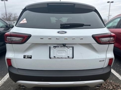 New 2025 Ford Escape SE image 6