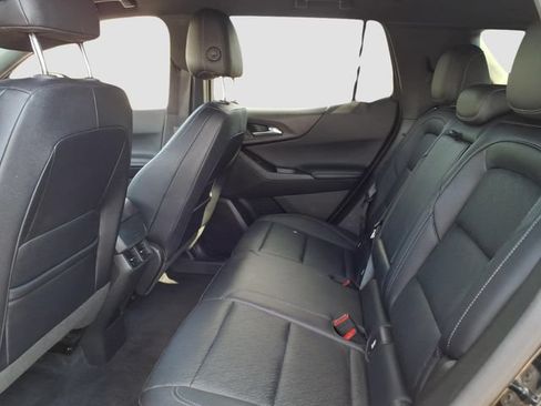 Used 2025 Chevrolet Equinox LT w/ Convenience Package II FWD image 14