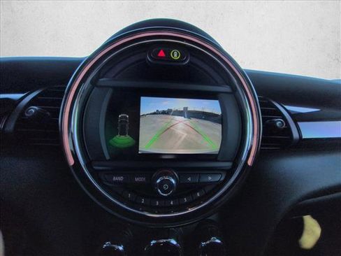 Used 2020 MINI Cooper S image 13