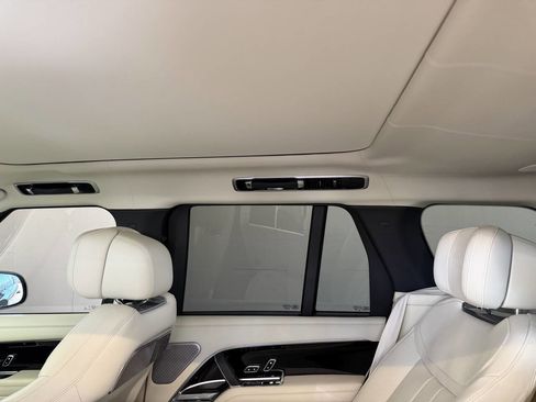 Used 2024 Land Rover Range Rover Autobiography image 35