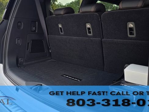 New 2026 Nissan Armada SL w/ Captain's Chari Seat Package image 21