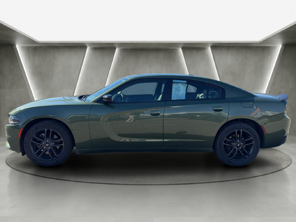 Used 2019 Dodge Charger SXT w/ Plus Group AWD/4WD image 2