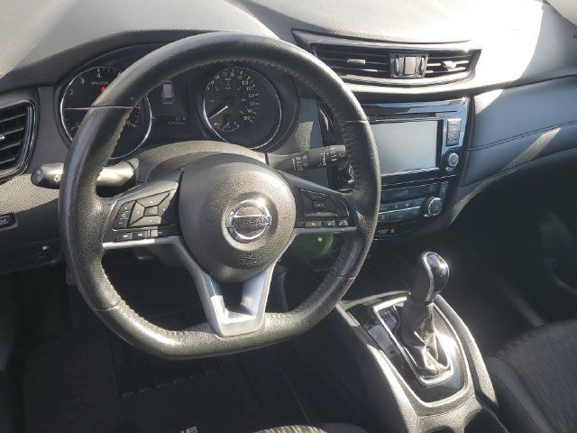 Used 2020 Nissan Rogue S FWD image 16