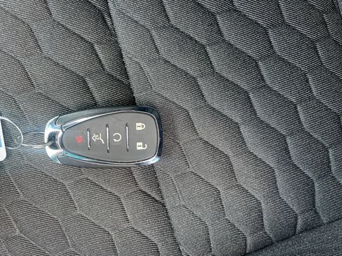 Used 2021 Chevrolet Equinox LT FWD image 32