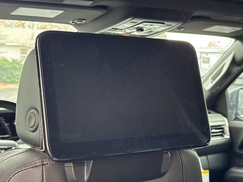 New 2026 GMC Yukon XL Elevation w/ Elevation Premium Package image 13