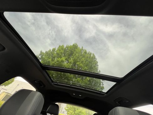 Used 2020 Audi Q3 2.0T Premium image 29