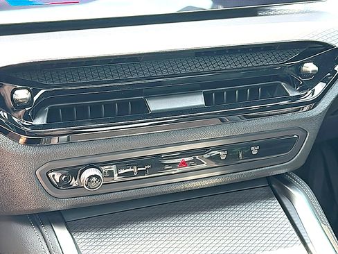 New 2027 BMW 430i Coupe w/ M Sport Package RWD image 23