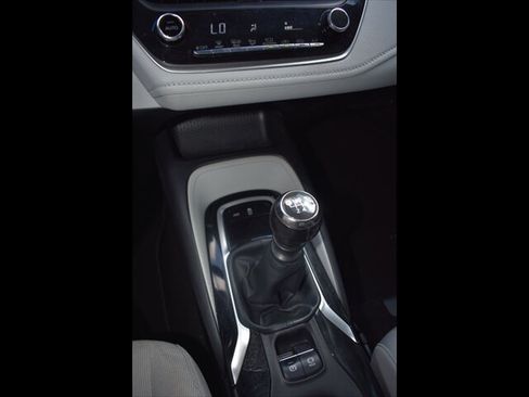 Used 2021 Toyota Corolla SE w/ Carpet Mat Package (TMS) FWD image 12