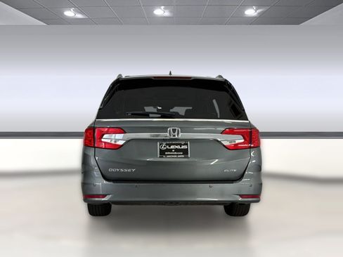 Used 2018 Honda Odyssey Elite image 10