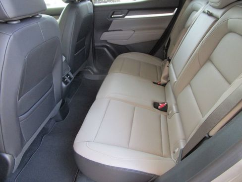 New 2027 GMC Terrain Elevation w/ Elevation Premium Package FWD image 19