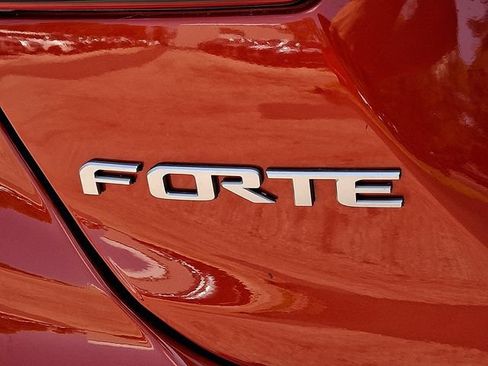 Certified 2023 Kia Forte GT-Line w/ GT-Line Technology Package FWD image 31