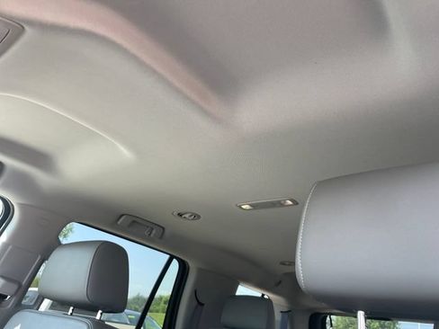 Used 2017 Chevrolet Tahoe LT AWD/4WD image 27