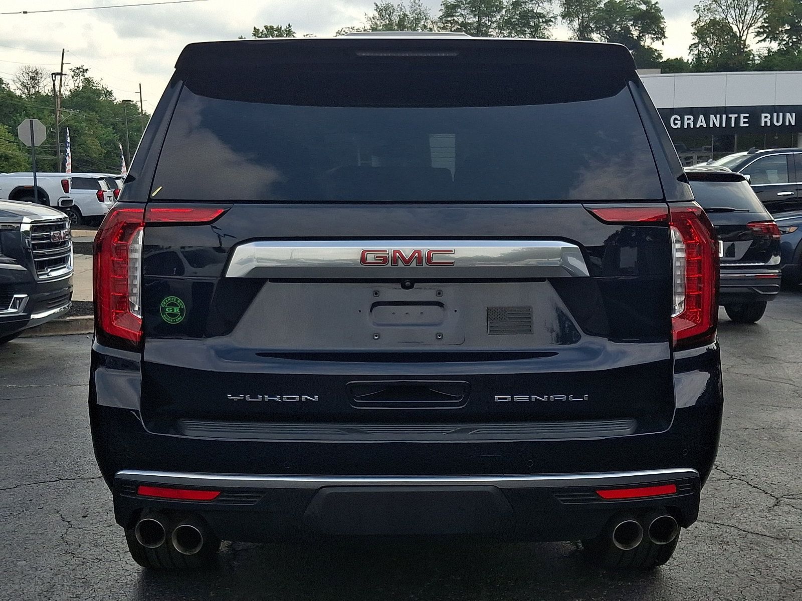 Used 2022 GMC Yukon Denali AWD/4WD image 5