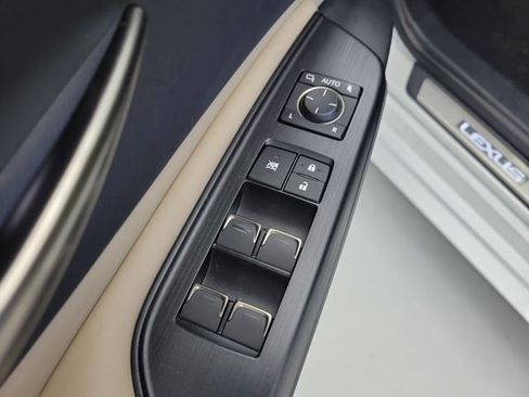 Used 2021 Lexus ES 350 Ultra Luxury w/ Accessory Package 2 FWD image 22