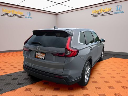 Used 2023 Honda CR-V EX image 5