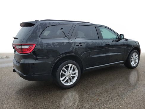 Used 2023 Dodge Durango GT image 4