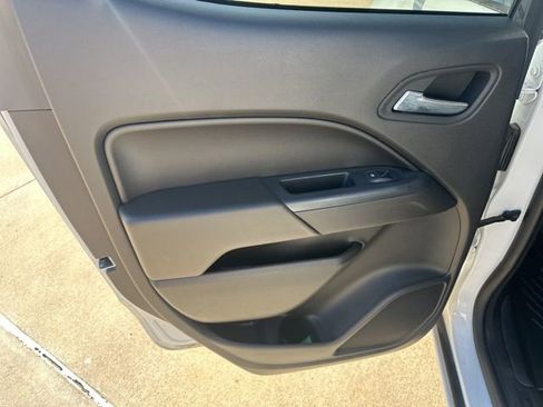 Used 2021 Chevrolet Colorado LT image 23