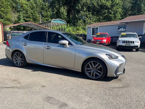 Used 2017 Lexus IS 200t F Sport w/ F Sport Package RWD image 23
