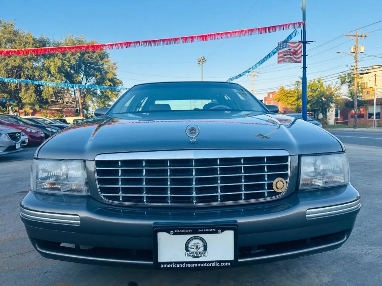 Used 1998 Cadillac De Ville FWD image 4
