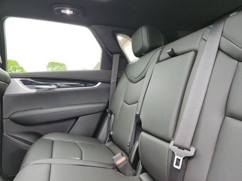 New 2025 Cadillac XT5 Premium Luxury w/ Technology Package image 9
