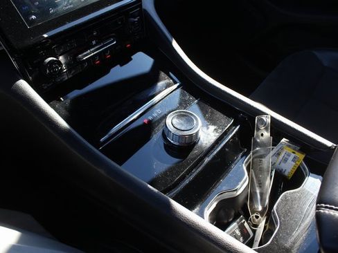 Used 2023 Jeep Grand Cherokee Altitude image 10