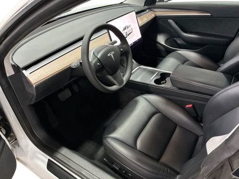 Certified 2023 Tesla Model 3 Standard Range RWD image 9