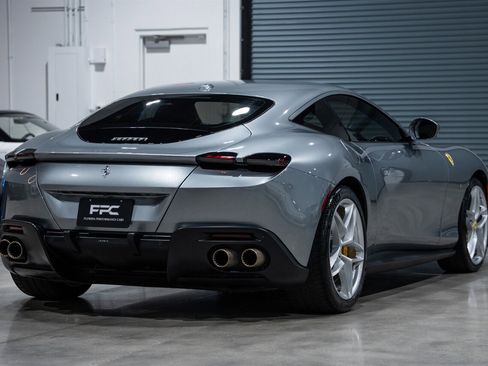 Used 2021 Ferrari Roma RWD image 15