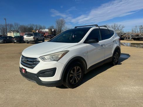 Used 2013 Hyundai Santa Fe Sport image 2