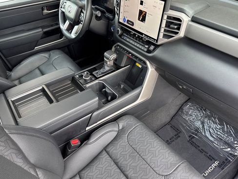 Used 2023 Toyota Tundra Limited image 14