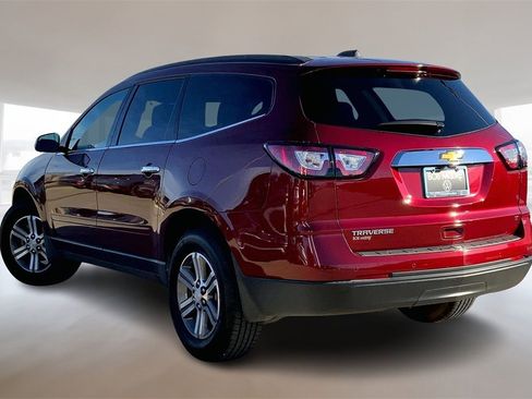 Used 2017 Chevrolet Traverse LT image 12